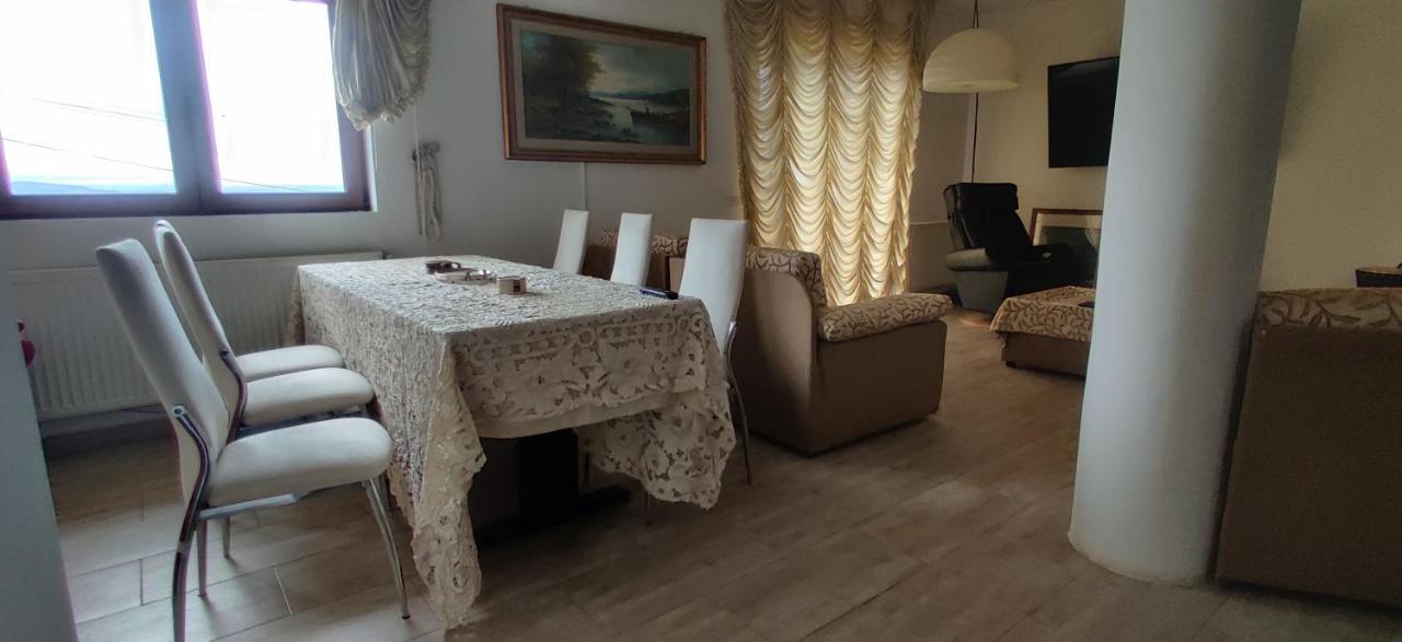 Vila Deal 사셀레 외부 사진